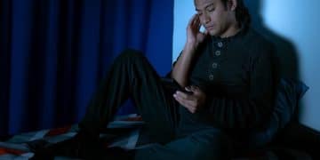 Social Media Burnout: 5 Ways to Protect Your Mental Health - Cover Image