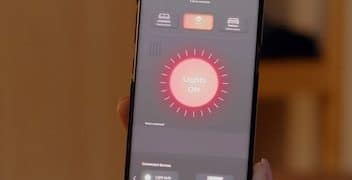 How to Factory Reset Your Android Phone Before Selling - Cover Image